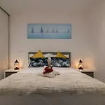 Angel's Sunset شقة